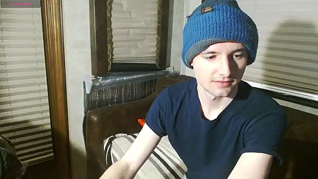 Snapshot of feelingverynaughty chatting on February 7, 2026, 1:02 am feelingverynaughty online show from February 7, 2026, 1:02 am