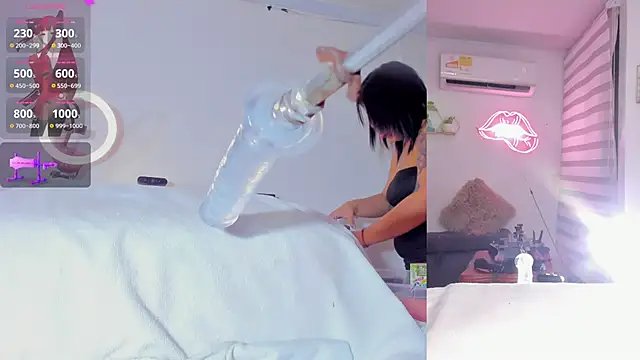 Snapshot of Maria_Jones_ chatting on March 2, 2026, 2:34 am Maria Jones online show from March 2, 2026, 2:34 am