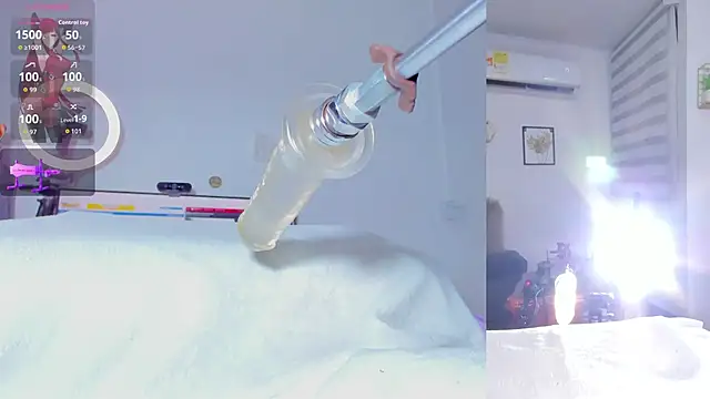 Maria Jones  online show from November 8, 2025, 1:20 am