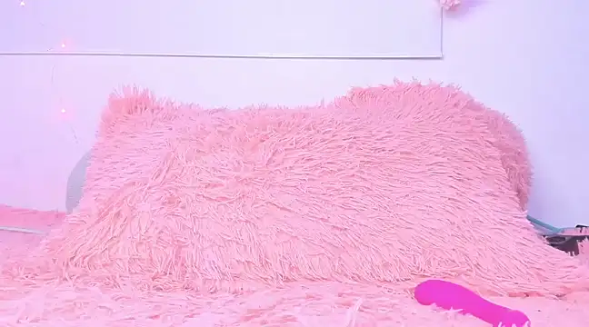 NicoleJaymes  online show from January 22, 2025, 7:45 pm