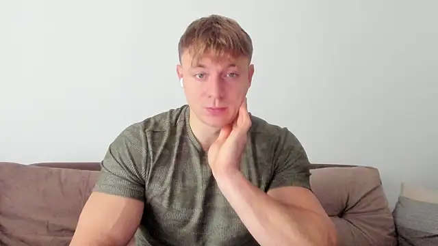 Snapshot of o_r_b_i_t chatting on December 26, 2024, 11:21 am o r b i t online show from December 26, 2024, 11:21 am