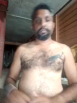 Snapshot of carria_homes chatting on November 3, 2025, 6:44 pm carria homes online show from November 3, 2025, 6:44 pm