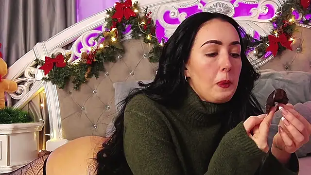 Snapshot of KimKhallifa chatting on December 18, 2025, 5:12 am KimKhallifa online show from December 18, 2025, 5:12 am