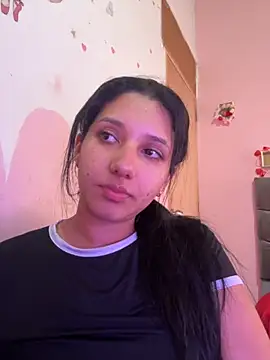 Snapshot of emmariders2 chatting on November 10, 2025, 1:38 pm emmariders2 online show from November 10, 2025, 1:38 pm