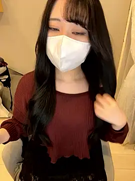 Snapshot of mina_0207 chatting on October 5, 2025, 8:43 pm mina 0207 online show from October 5, 2025, 8:43 pm