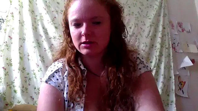 Snapshot of Rae_Jeannie chatting on July 10, 2026, 8:03 am Rae Jeannie online show from July 10, 2026, 8:03 am