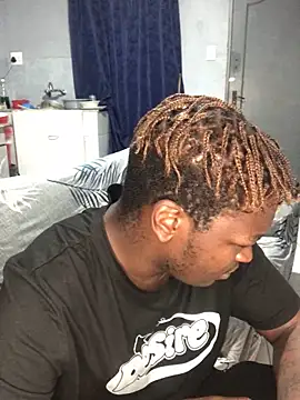 Snapshot of Redfucks333 chatting on March 1, 2026, 7:47 pm Redfucks333 online show from March 1, 2026, 7:47 pm