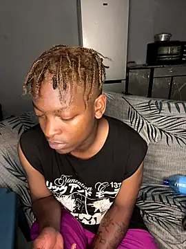 Snapshot of Redfucks333 chatting on January 8, 2026, 9:54 pm Redfucks333 online show from January 8, 2026, 9:54 pm