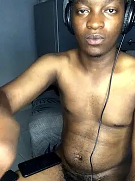 Snapshot of Redfucks333 chatting on January 15, 2026, 9:29 pm Redfucks333 online show from January 15, 2026, 9:29 pm