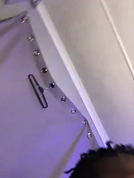 Snapshot of Redfucks333 chatting on October 31, 2025, 10:27 pm Redfucks333 online show from October 31, 2025, 10:27 pm