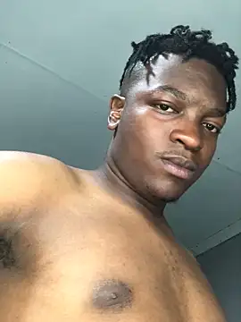 Snapshot of Redfucks333 chatting on November 5, 2025, 5:05 pm Redfucks333 online show from November 5, 2025, 5:05 pm