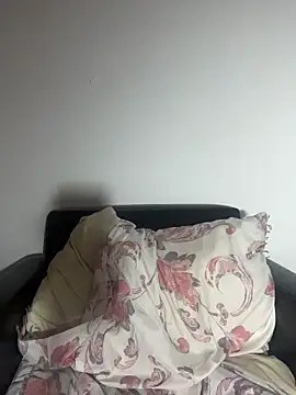 Ninabrunette18 online show from April 2, 2026, 11:17 am