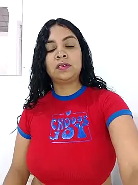 Snapshot of Brendabluee chatting on January 20, 2025, 7:14 pm Brendabluee online show from January 20, 2025, 7:14 pm