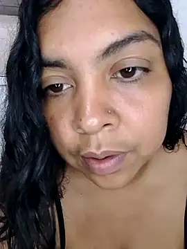 Snapshot of Brendabluee chatting on February 25, 2025, 9:04 pm Brendabluee online show from February 25, 2025, 9:04 pm