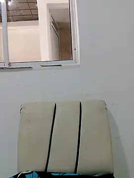 Snapshot of Brendabluee chatting on February 26, 2025, 8:58 pm Brendabluee online show from February 26, 2025, 8:58 pm