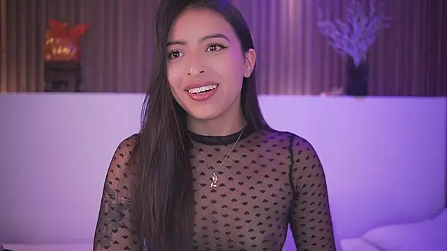 Camila dupont online show from April 18, 2026, 3:53 am