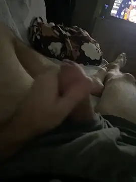 Snapshot of tomasek28 chatting on December 17, 2025, 9:42 pm tomasek28 online show from December 17, 2025, 9:42 pm