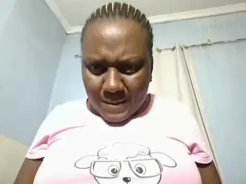 Snapshot of ThamiXX chatting on January 16, 2025, 3:02 am ThamiXX online show from January 16, 2025, 3:02 am