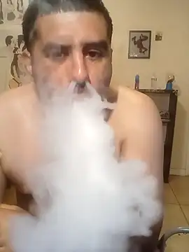 Snapshot of k1oudE chatting on November 6, 2025, 3:54 am k1oudE online show from November 6, 2025, 3:54 am