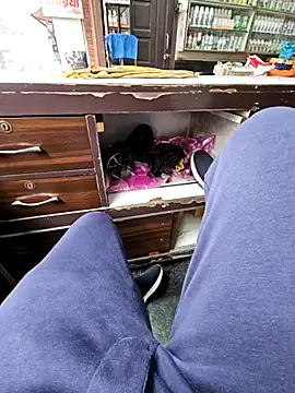 pyasevickybabu563 online show from December 19, 2025, 5:10 am