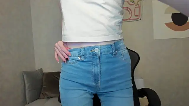 Snapshot of ElizabethHarpper chatting on September 22, 2025, 1:00 am ElizabethHarpper online show from September 22, 2025, 1:00 am