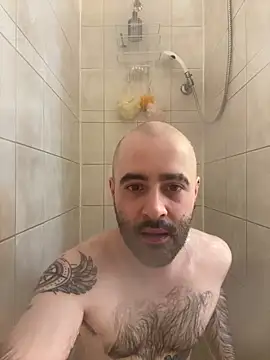 Snapshot of Faded-Solo chatting on February 6, 2026, 8:16 pm Faded-Solo online show from February 6, 2026, 8:16 pm