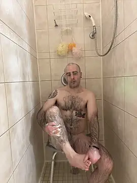 Snapshot of Faded-Solo chatting on December 2, 2025, 10:11 pm Faded-Solo online show from December 2, 2025, 10:11 pm