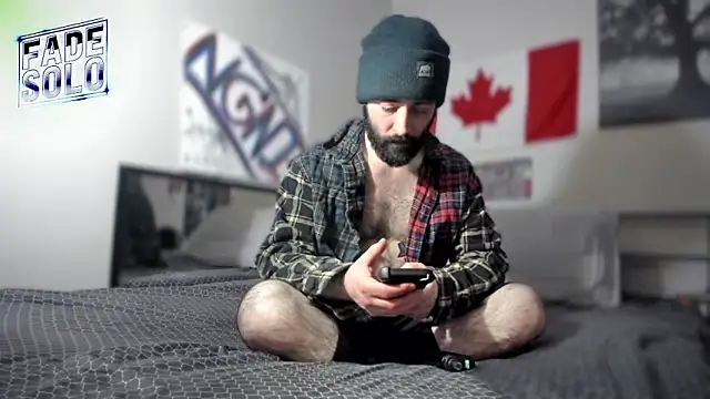 Snapshot of Faded-Solo chatting on November 15, 2025, 8:13 pm Faded-Solo online show from November 15, 2025, 8:13 pm