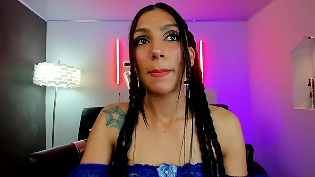 miss   evangeline online show from February 5, 2026, 2:07 am