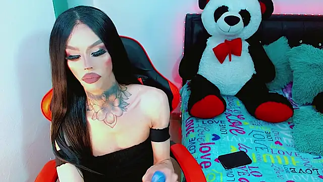 Snapshot of Alextwink chatting on October 3, 2025, 9:16 pm Alextwink online show from October 3, 2025, 9:16 pm