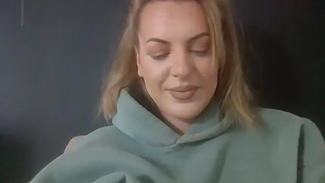 Gigi-Honey online show from September 11, 2025, 11:54 am