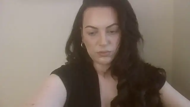 Snapshot of Gigi-Honey chatting on June 17, 2026, 11:09 am Gigi-Honey online show from June 17, 2026, 11:09 am