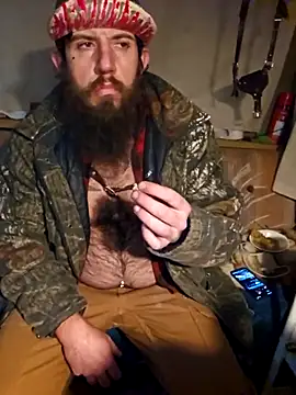 Snapshot of StruggleSnuggles chatting on November 8, 2025, 11:25 am StruggleSnuggles online show from November 8, 2025, 11:25 am