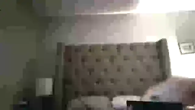 Snapshot of bjay1210 chatting on September 9, 2025, 7:18 am bjay1210 online show from September 9, 2025, 7:18 am