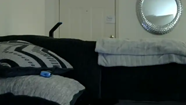 Snapshot of bjay1210 chatting on November 1, 2025, 4:30 am bjay1210 online show from November 1, 2025, 4:30 am