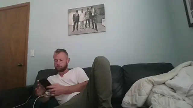 Snapshot of bjay1210 chatting on February 23, 2026, 6:08 pm bjay1210 online show from February 23, 2026, 6:08 pm