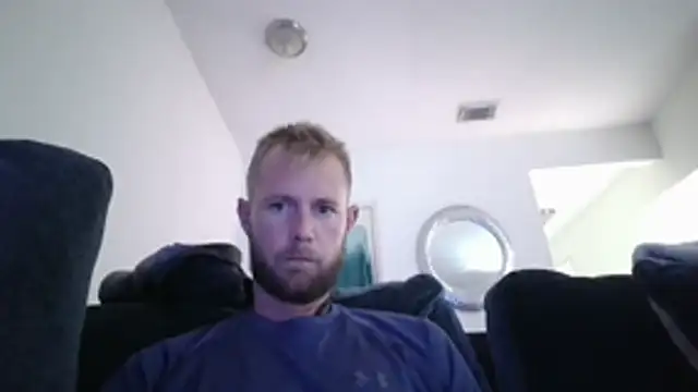 Snapshot of bjay1210 chatting on November 5, 2025, 12:25 am bjay1210 online show from November 5, 2025, 12:25 am