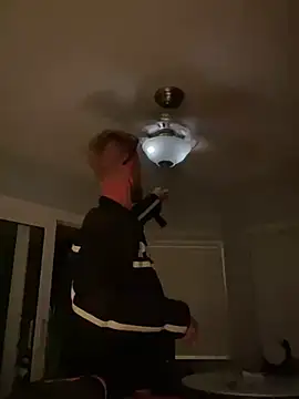 Snapshot of bjay1210 chatting on February 14, 2025, 6:02 am bjay1210 online show from February 14, 2025, 6:02 am