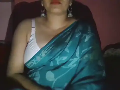 Hot-shanvi online show from April 13, 2026, 5:06 pm