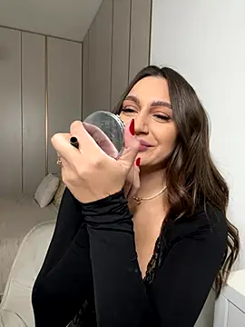 Snapshot of claraxjoyy chatting on December 5, 2025, 5:17 am claraxjoyy online show from December 5, 2025, 5:17 am