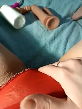 Snapshot of AnnalSV91 chatting on February 24, 2025, 9:20 pm AnnalSV91 online show from February 24, 2025, 9:20 pm