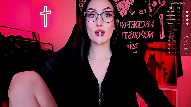 Miss Alice   online show from February 5, 2026, 1:01 am