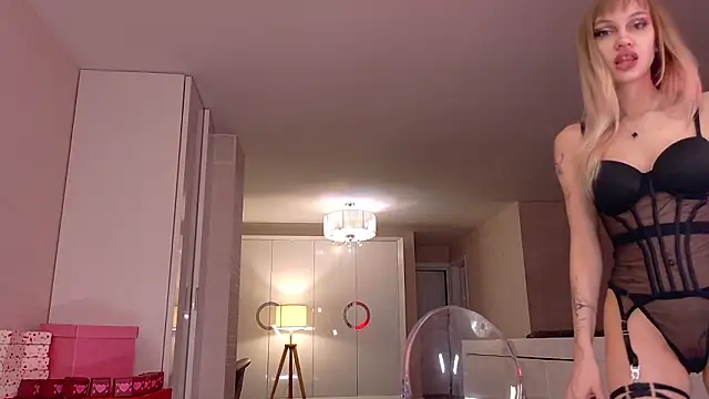 Snapshot of linda_x_x chatting on February 11, 2026, 4:40 pm linda x x online show from February 11, 2026, 4:40 pm