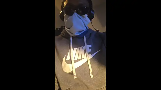 dominatingblacklove online show from March 29, 2026, 12:34 am