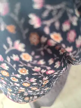 lovelygirl4567 online show from February 23, 2026, 4:36 am