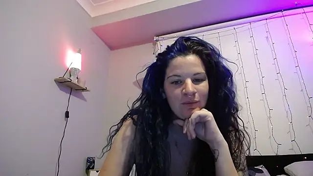 Snapshot of Miss_s chatting on December 29, 2024, 11:18 am Miss s online show from December 29, 2024, 11:18 am