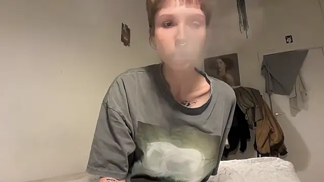 Snapshot of Iris_Pastels chatting on November 14, 2025, 10:24 pm Iris Pastels online show from November 14, 2025, 10:24 pm