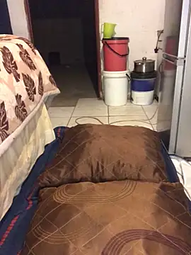 Snapshot of MKbesxxx chatting on March 17, 2026, 6:11 pm MKbesxxx online show from March 17, 2026, 6:11 pm