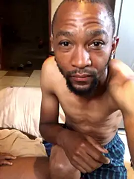 Snapshot of MKbesxxx chatting on January 16, 2026, 4:16 am MKbesxxx online show from January 16, 2026, 4:16 am