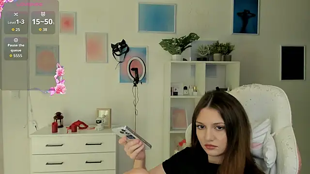 Snapshot of MiaVixxen chatting on November 30, 2025, 5:08 am MiaVixxen online show from November 30, 2025, 5:08 am